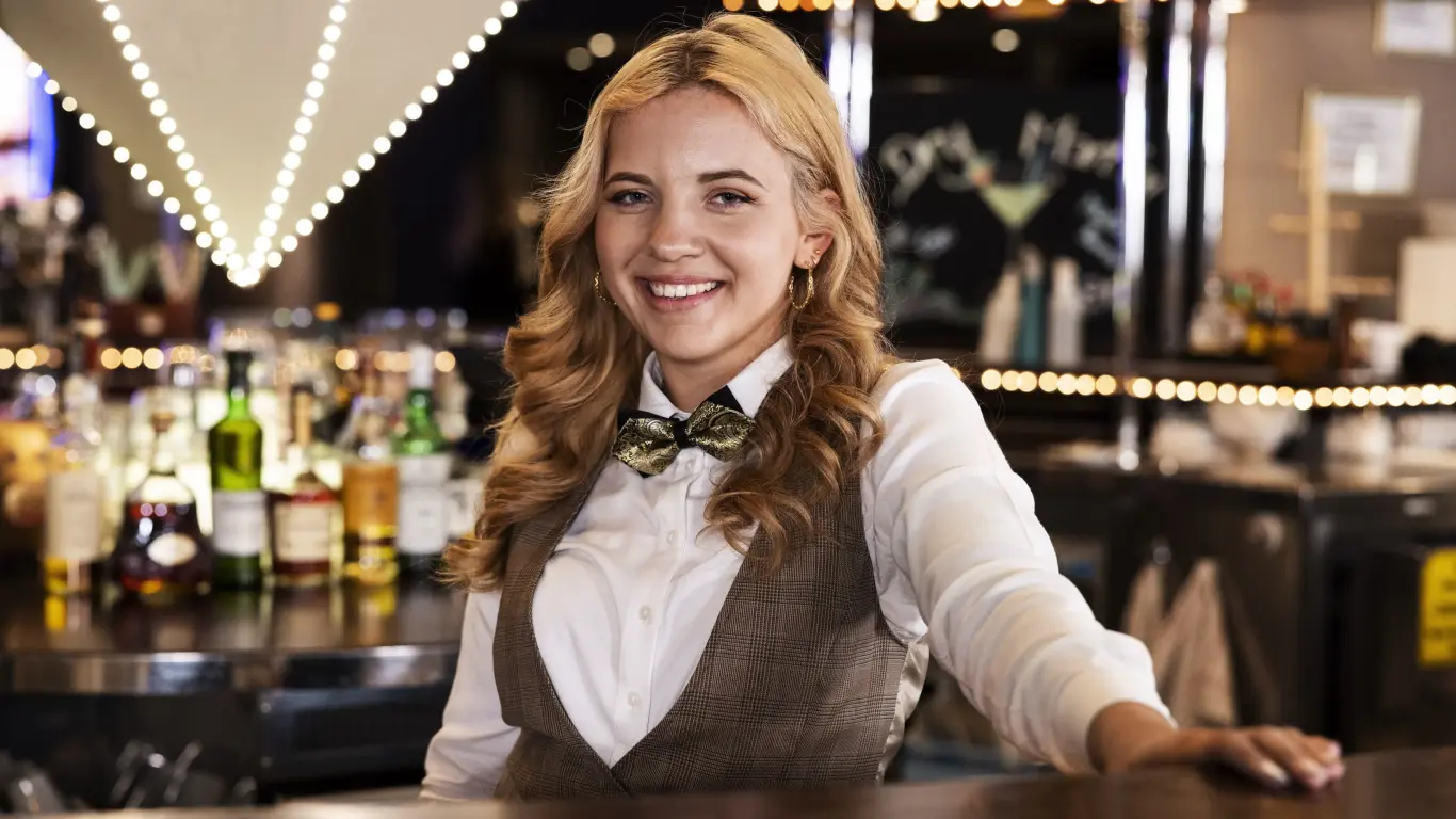 Unser Service-Team an der Theke im MERKUR CASINO Bad Oeynhausen