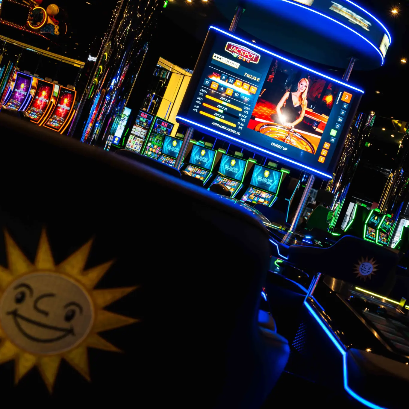 Jackpot-Action im Automatenbereich der MERKURSPIELBANK Duisburg