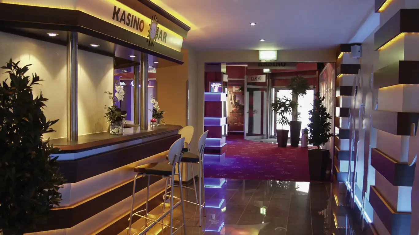MERKUR CASINO NATIONAL: 50 Jahre Tradition – Das neue Interieur-Konzept