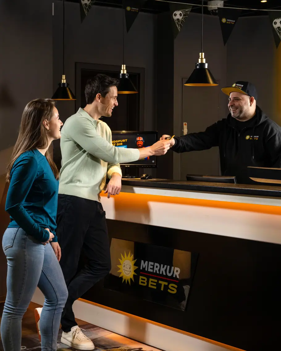MERKUR-BETS-Gelnhausen-Paar-Thresen