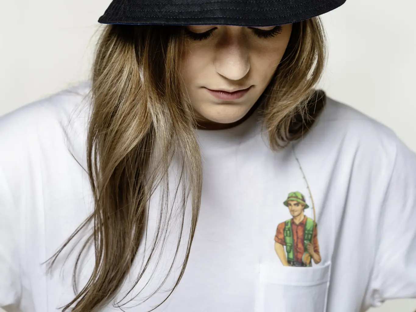 FishinFrenzy-Shirt-Front-mit-Hut