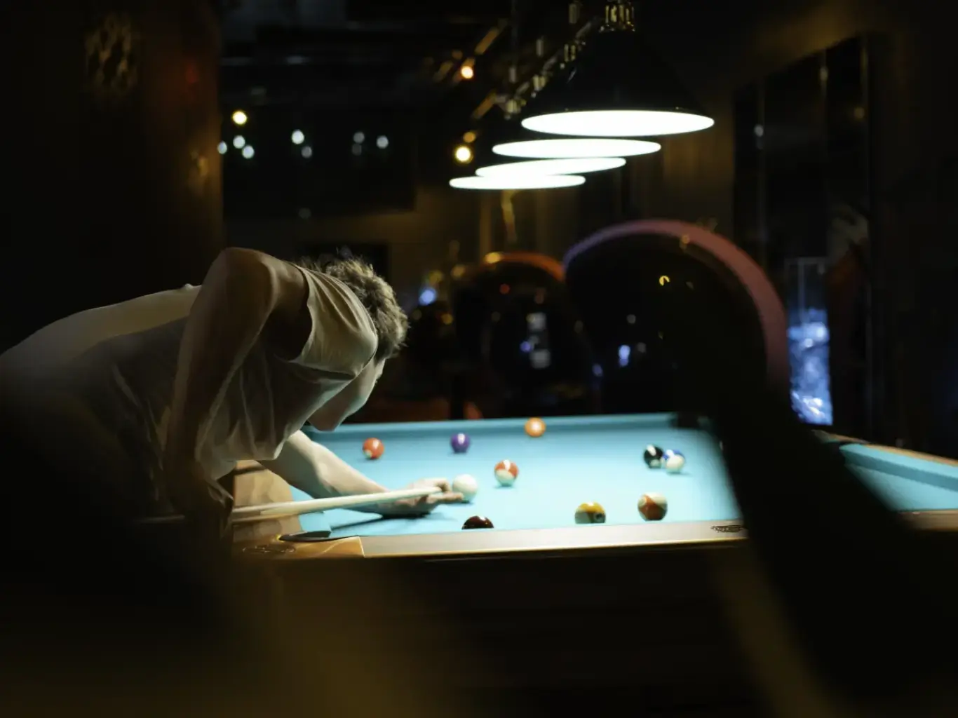 Throwback-Kult-Spielhallen-mit-Flipper-1